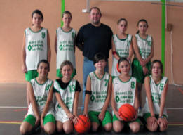 L'équipe des benjamines de l'entente guérande basket et St Molf 06/07 - Villeneuve Marine - Laurent Alix - Le Rouzic Paloma - Mahé Solène - Fredouelle Alexendra - Gendron Amélie - Jouano Julie - Morinière Morgane - Pageau Mélanie - Robert Anaïs