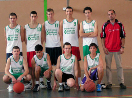 L'équipe des cadets de l'entente guérande basket et St Molf 06/07 - Savourel Philémon - Trimaud Jonathan - Leroux Sébastien - Léveque Aurélien - Pihel Erwann - Lebihain Aurélien - Leménager Jean Baptiste - Leroux Ronan - Blais Olivier - Boizet Christophe - Kégler Alexis