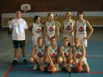 L'équipe des cadettes région de guérande basket 06/07 - Lucas Maëva - Rivalland Coralie - Celis Emmanuelle - Grolier Mélissa - Lemée Mélanie - Audrain Lauranne - Bouchard Claire - Cavalin Julie